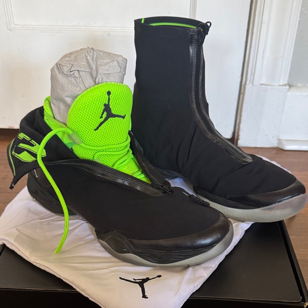 Air Jordan XX8 Sneakers - Stealth All-Star Electric Green | Men's Size 9